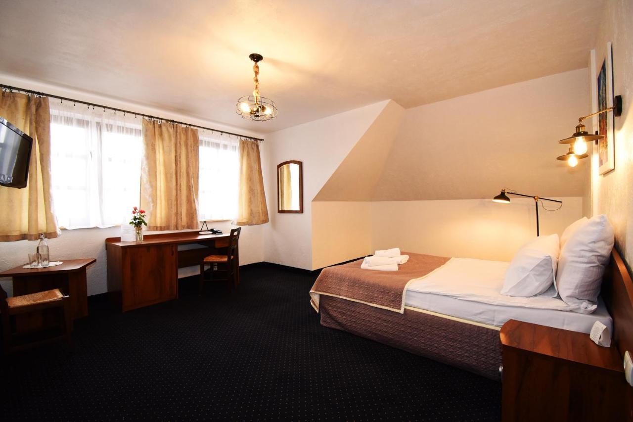 Kraina Jezior Hotell Ostróda Exteriör bild